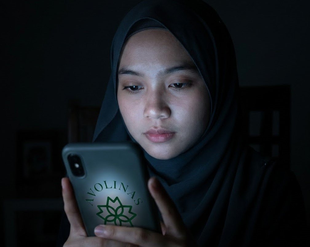 HARI KE-31 Main Telefon Dalam Gelap Boleh Buat Mata Cepat Buta & Rabun?